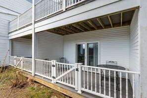 Outdoor dining - Lake View | Outdoor Pool | Game Room | Sleeps 4 (Elkhart Lake)