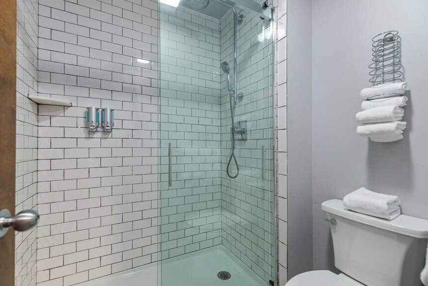 Victorian Inn #244 | King Bed - Elkhart Lake, WI