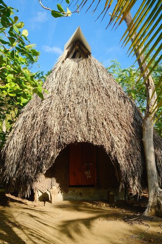 LAS CABAÑAS LA PACHAMAMA 15 mins by boat to our island.