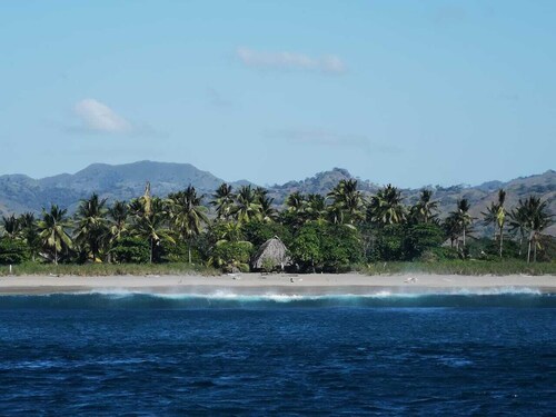 LAS CABAÑAS LA PACHAMAMA 15 mins by boat to our island.