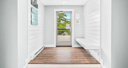 The Grove 11 | 2BR | Rooftop Patio | Downtown