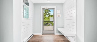 The Grove 11 | 2BR | Rooftop Patio | Downtown
