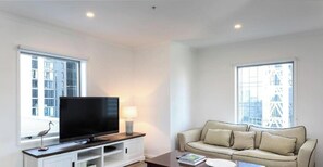 Deluxe Apartment, Balcony, City View | Living area - Exclusive Stays - Boulevard Penthouse (Southbank)