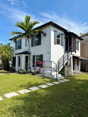 Exterior - Casa Mango II (Miami)
