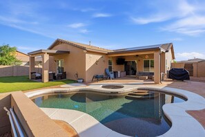 Pool - Resort-Style Tucson Retreat w/ Private Pool/Spa & Desert Views (Tucson)