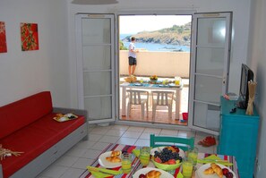Tempat makan outdoor