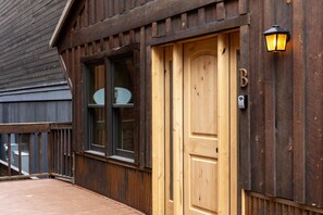 Exterior detail - Spruce Street Lookout | 3BR Telluride Townhouse + Stunning Valley Views (Telluride)