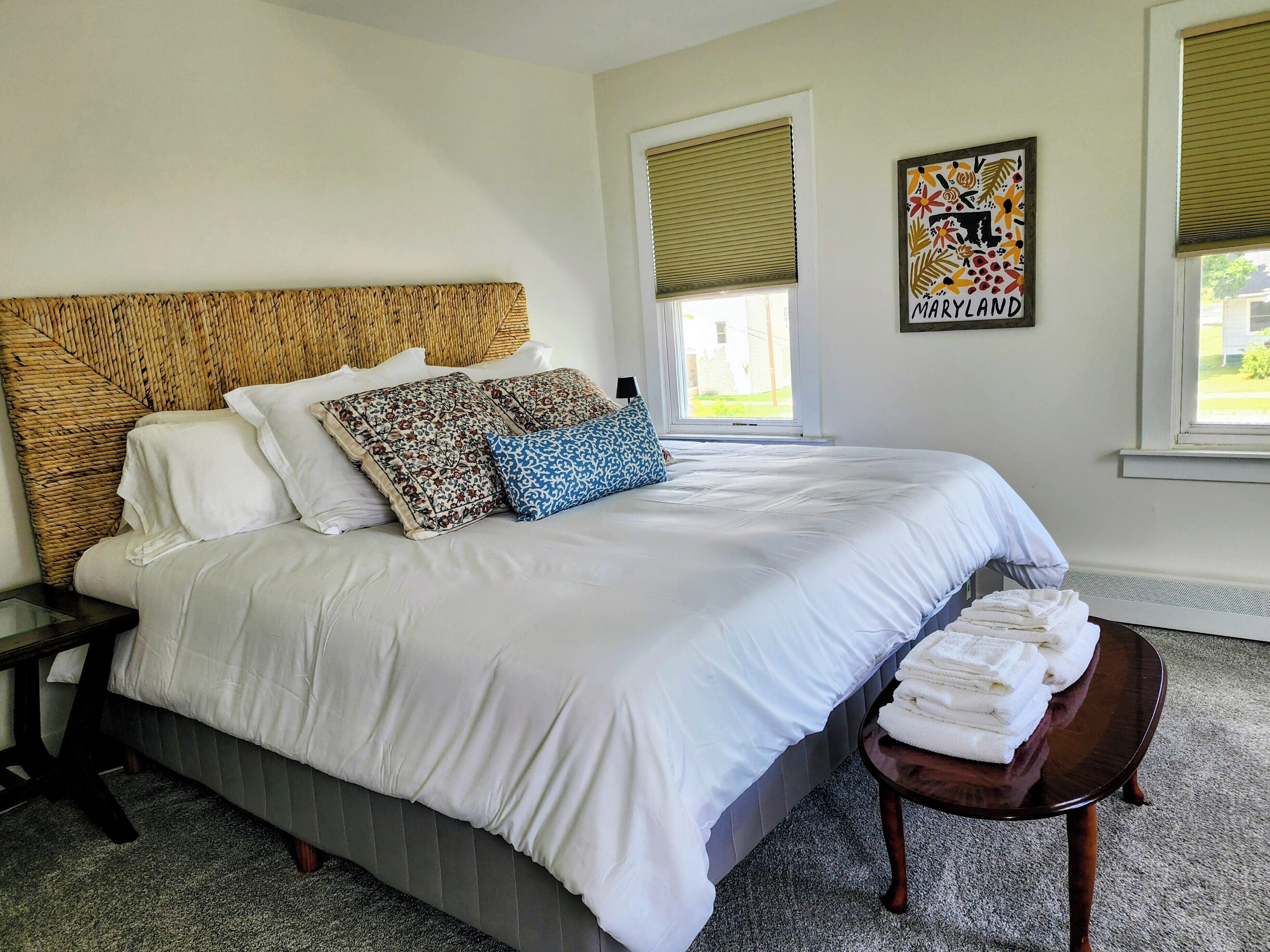 4 bedrooms, WiFi, bed sheets