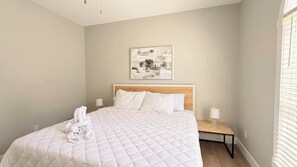 1 bedroom, iron/ironing board, WiFi, bed sheets - Cozy Myrtlewood Condo 1st Floor + Pool (Myrtle Beach)