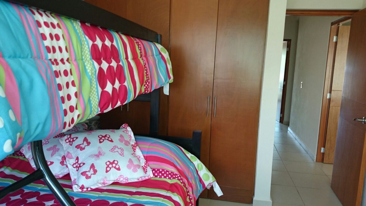 4 chambres, fer et planche à repasser, Wi-Fi, draps fournis