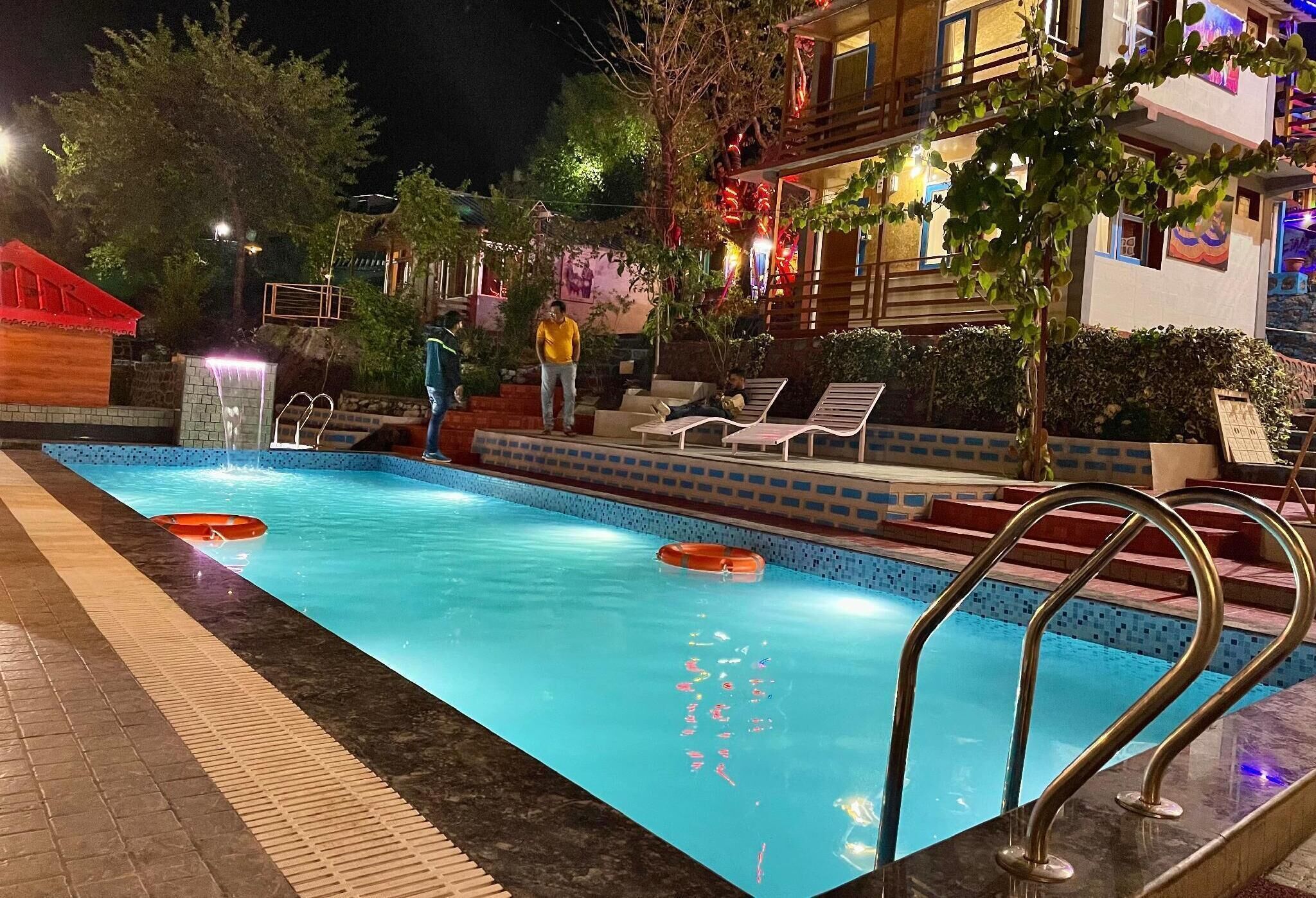 Pool