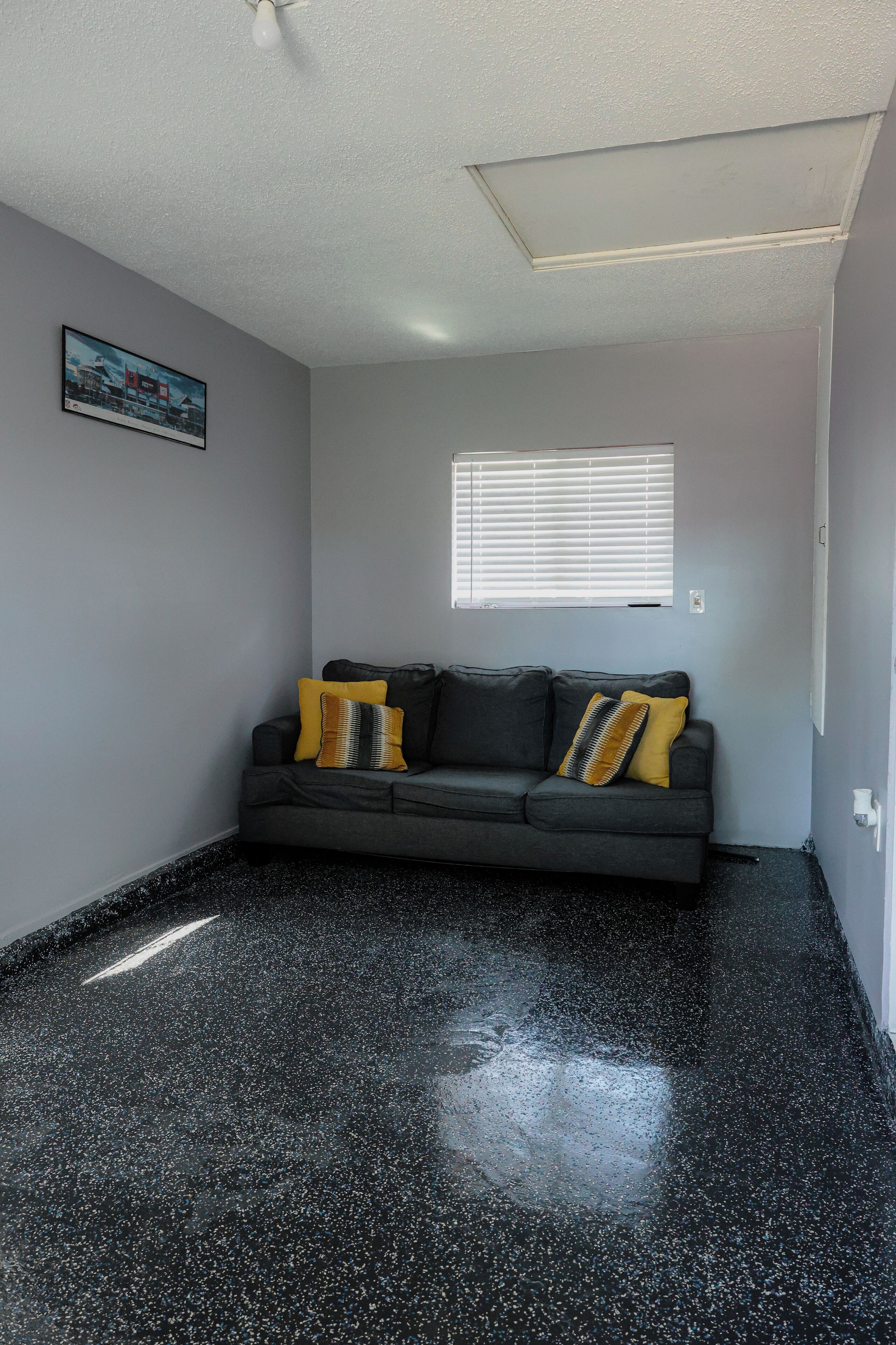 Cozy & Convenient 3-bedroom Stay Just Outside Downtown - Denver, CO