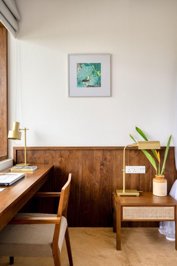Room - Kayaam House (Rekawa)