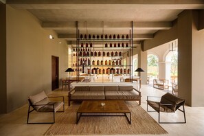 Lobby - Kayaam House (Rekawa)