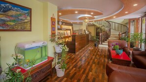 Khu sảnh