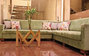 Lobby - Hotel Rion (Udaipur)