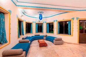 Lobby - The Udai Bagh (Māvli)