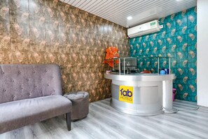 Ảnh chưa phân loại, 3 trong số 31 ảnh, nút