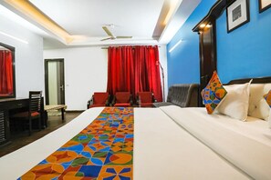 Room - Fabhotel Sentinel Suites (New Delhi)