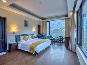 Room - Katoch Grand By Vivaan (Manali)
