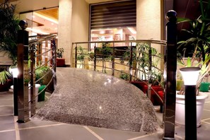 Lobby - Hotel Aarna (Jaipur)