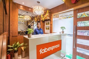 Lobby - Fabexpress Marol Metro (Mumbai)