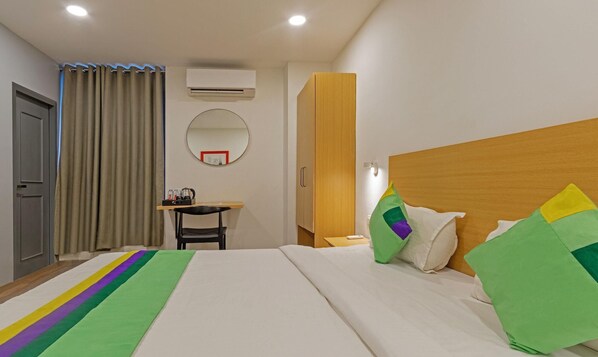 Room - Treebo The Square (Ahmedabad)