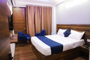 Room - Hotel Surya International (New Delhi)