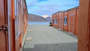 View from property - Blue Chill Cottage Pangong (Leh)