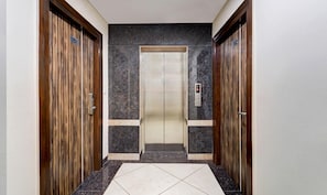 Room - Treebo Vetri Supreme Residency (Chennai)