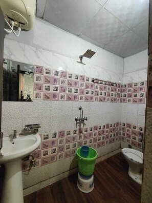 Room - The Mountain View (Rishikesh)