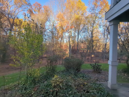 Mid-Term Rental Furnished 2BR/2BA Condo in Germantown, MD