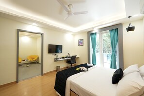 Room - Mastiff City Nest Golf Course Extension by Othpl (Gurugram)