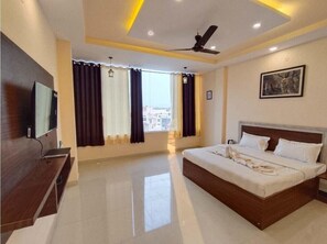 View from property - Skyza Rooftop Lodge (Jaipur)
