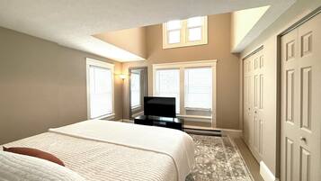 2 habitaciones, tabla de planchar con plancha, wifi y ropa de cama