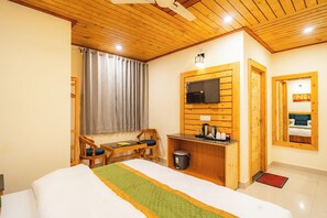 Room - Hotel Winterfell Mussoorie (Dehradun)