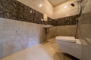 Room - La Courtyard (Tindivanam)