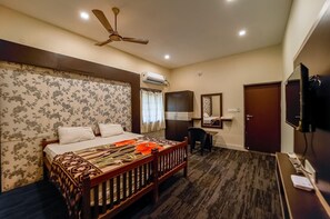Room - La Courtyard (Tindivanam)