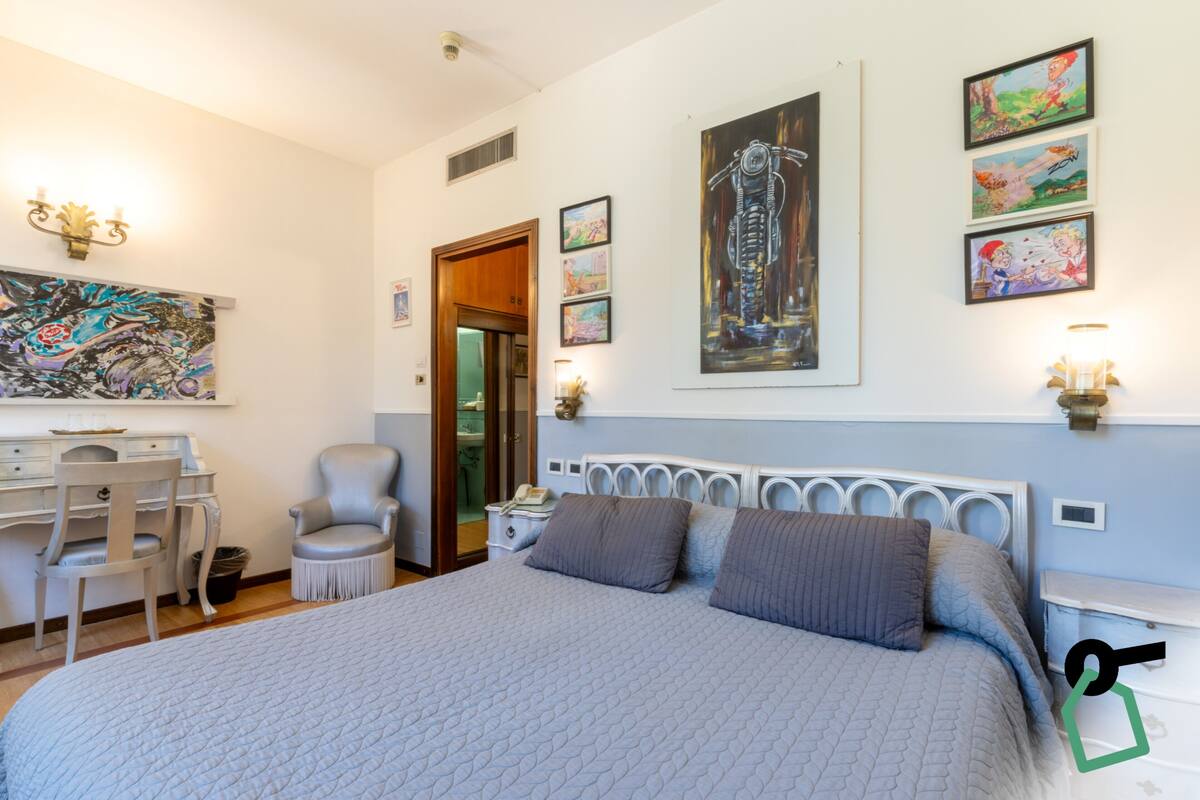 Quarto casal ou duplo, sacada | Frigobar, cofres nos quartos, Wi-Fi de cortesia, roupa de cama