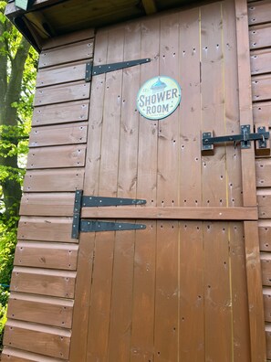 Exterior detail - 'Bluebell' Charming Woodland Shepherds Hut nr Sea (Holyhead)