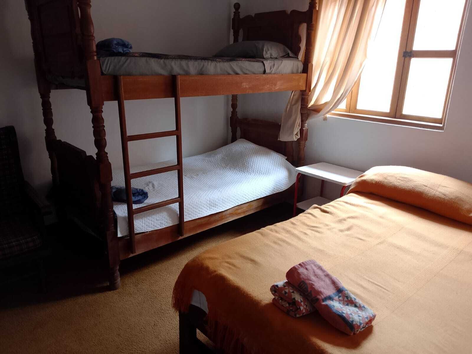 Habitación cuádruple | Wifi gratis 