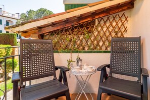 Property grounds - P-2 Ground floor in the center with pool (Calella de Palafrugell)