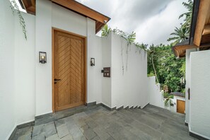 Luxury Villa, Pool View | Exterior detail - Villa Verona (Ubud)