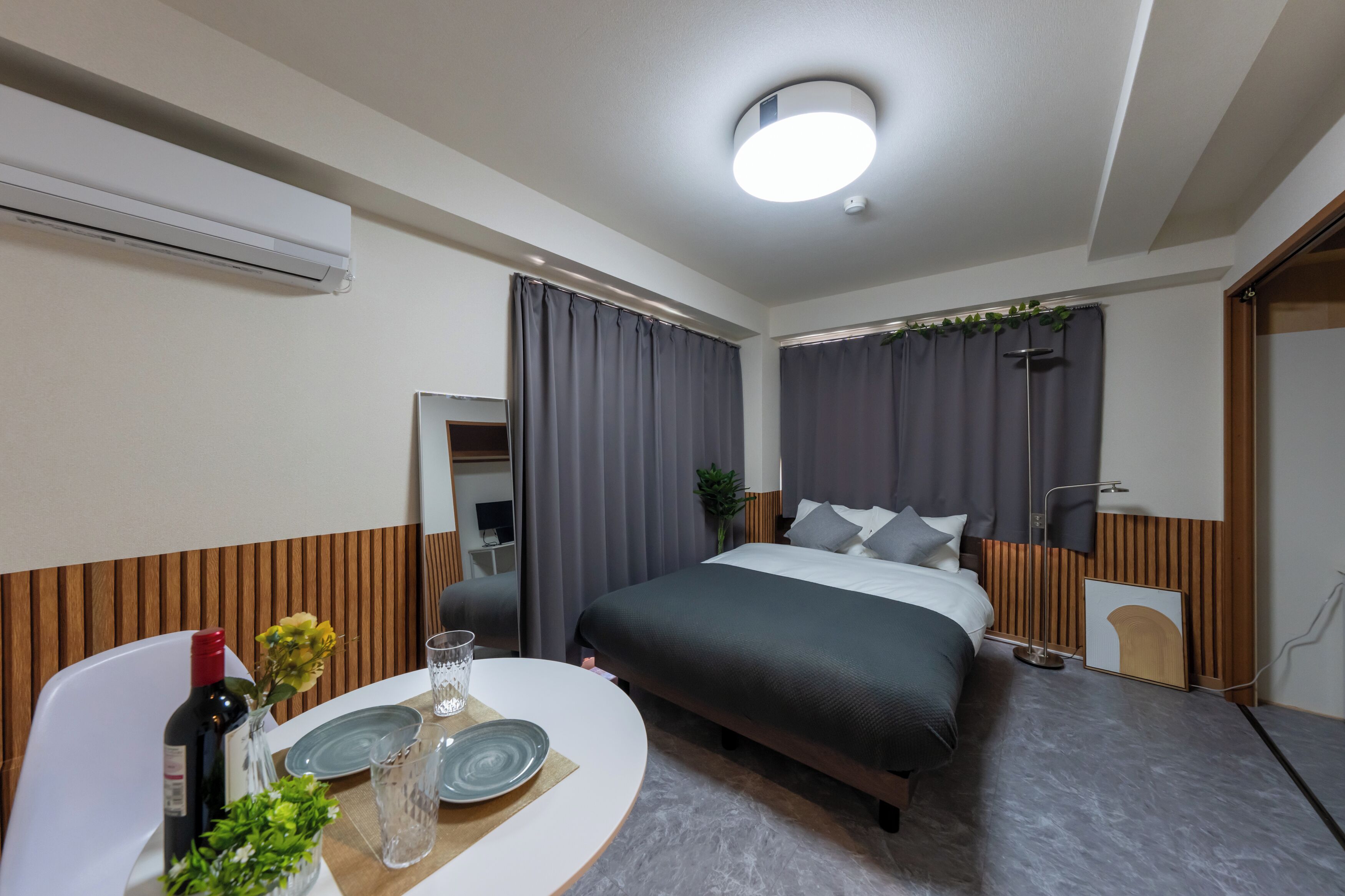 Basic Apartment, 1 Double Bed, Non Smoking, Refrigerator & Microwave | Interior