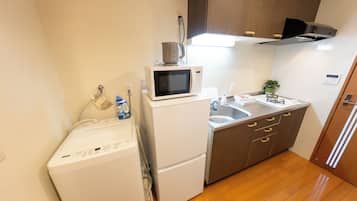 Basic-Apartment, 1 Doppelbett, Nichtraucher, Kühlschrank und Mikrowelle | Eigene Küche