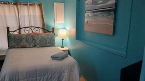 1 bedroom, WiFi, bed sheets - GpL 4134 Cozy & Spacious House Room 2 (Fort Myers)