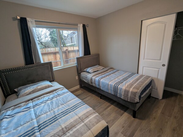Room - Dreamy T-Town Retreat-The Oasis (Tacoma)