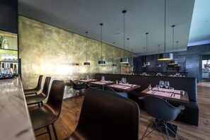 Dining - Chatonneyre Corseaux Lavaux (Corseaux)