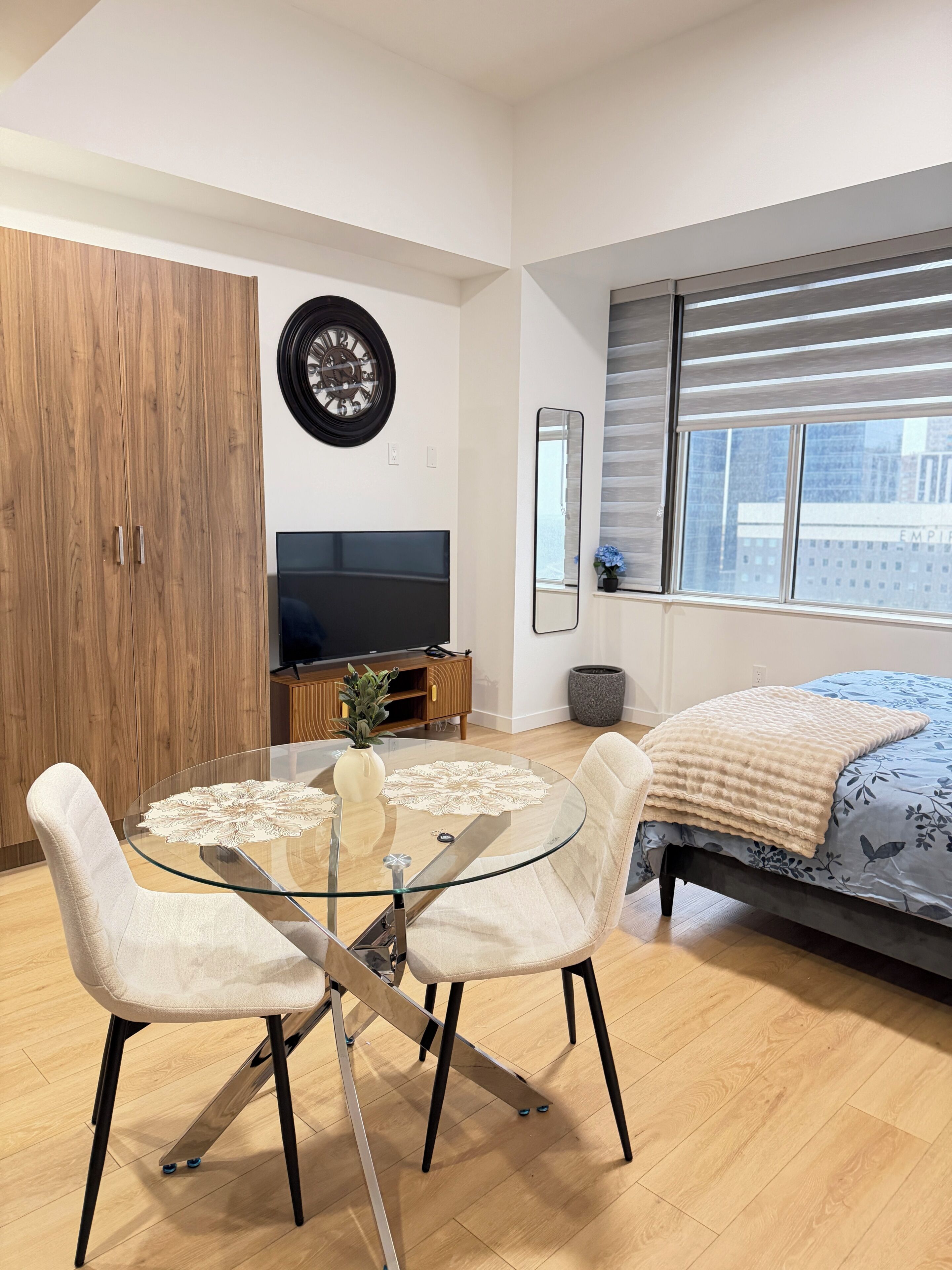 1 bedroom, iron/ironing board, WiFi, bed sheets