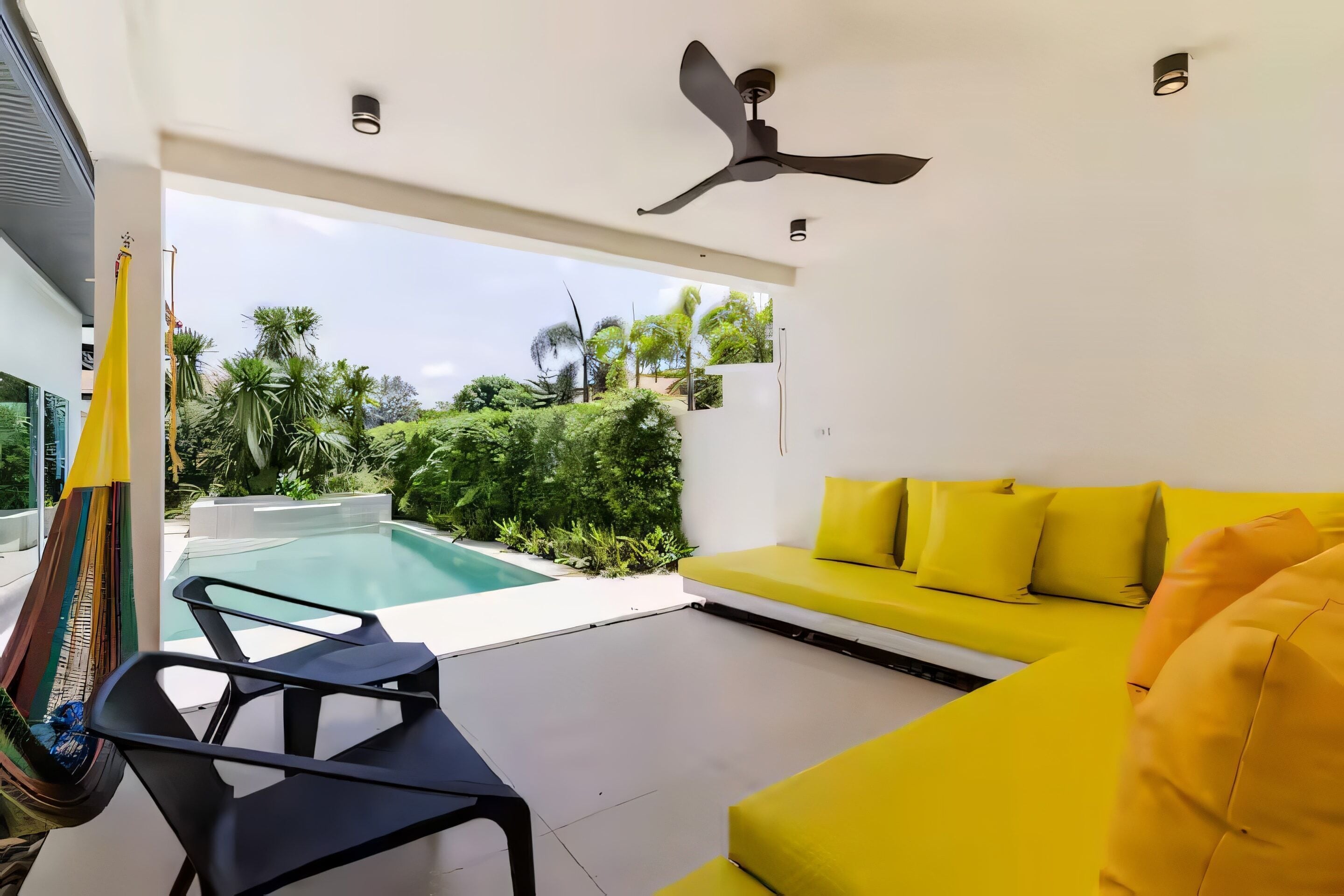 Vila superluxo, vista para o jardim | Piscina | Piscina externa